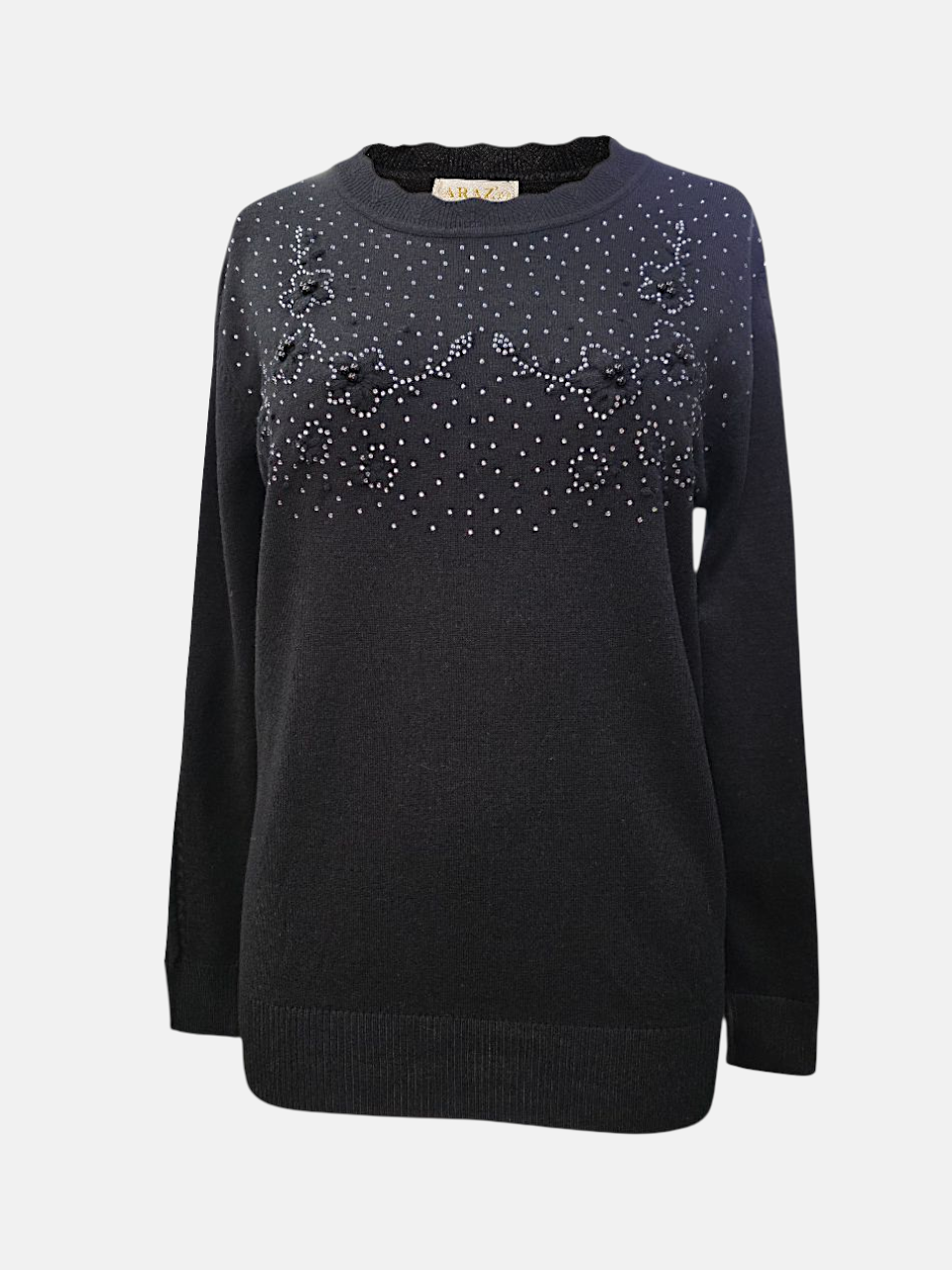 بلوز زنانه یقه گرد نگین دار گپ مشکی DA3911