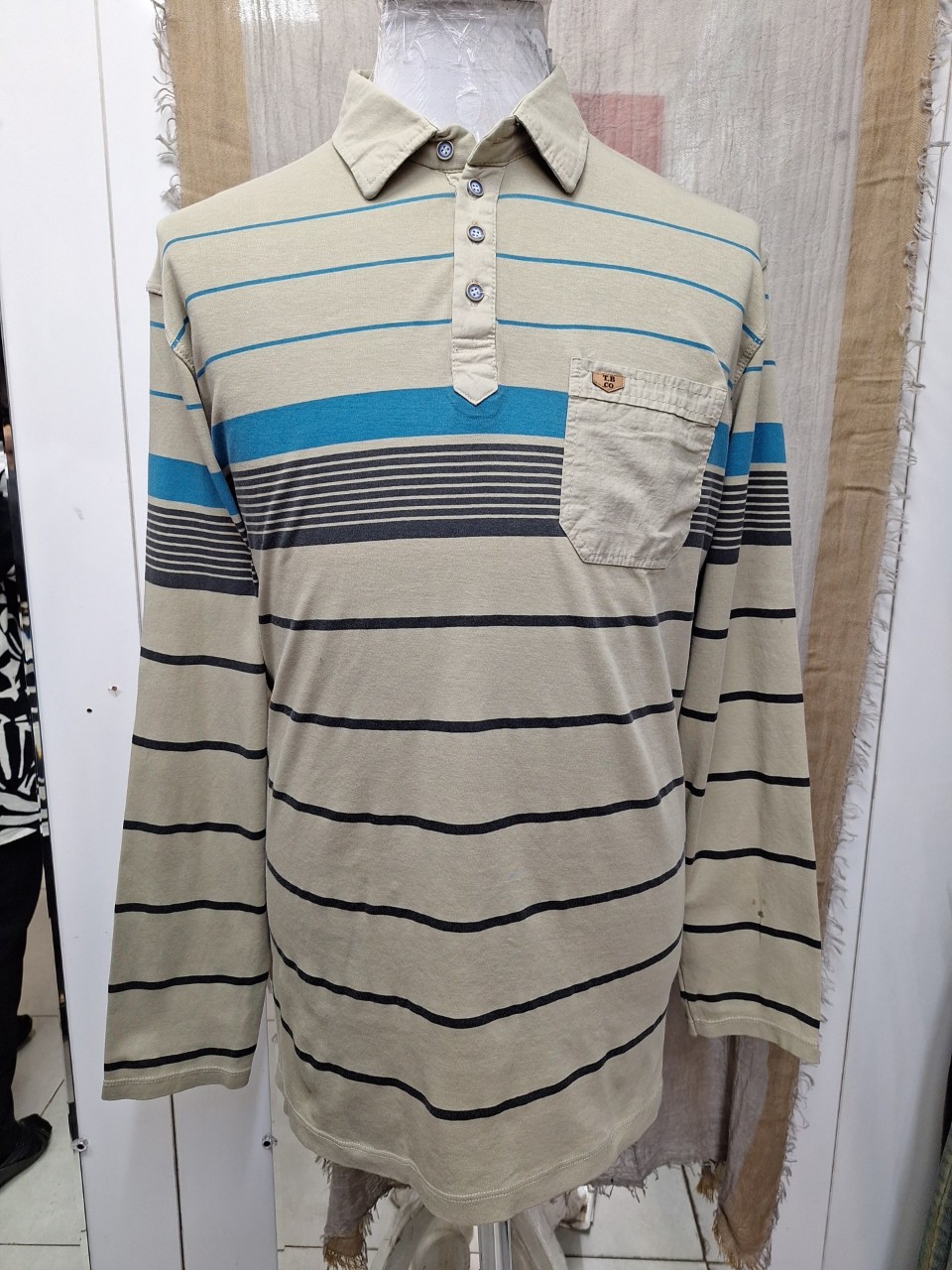 بلوز مردانه یقه دار سه دکمه جیب دار خامشور سبزآبی BH سایز4XL