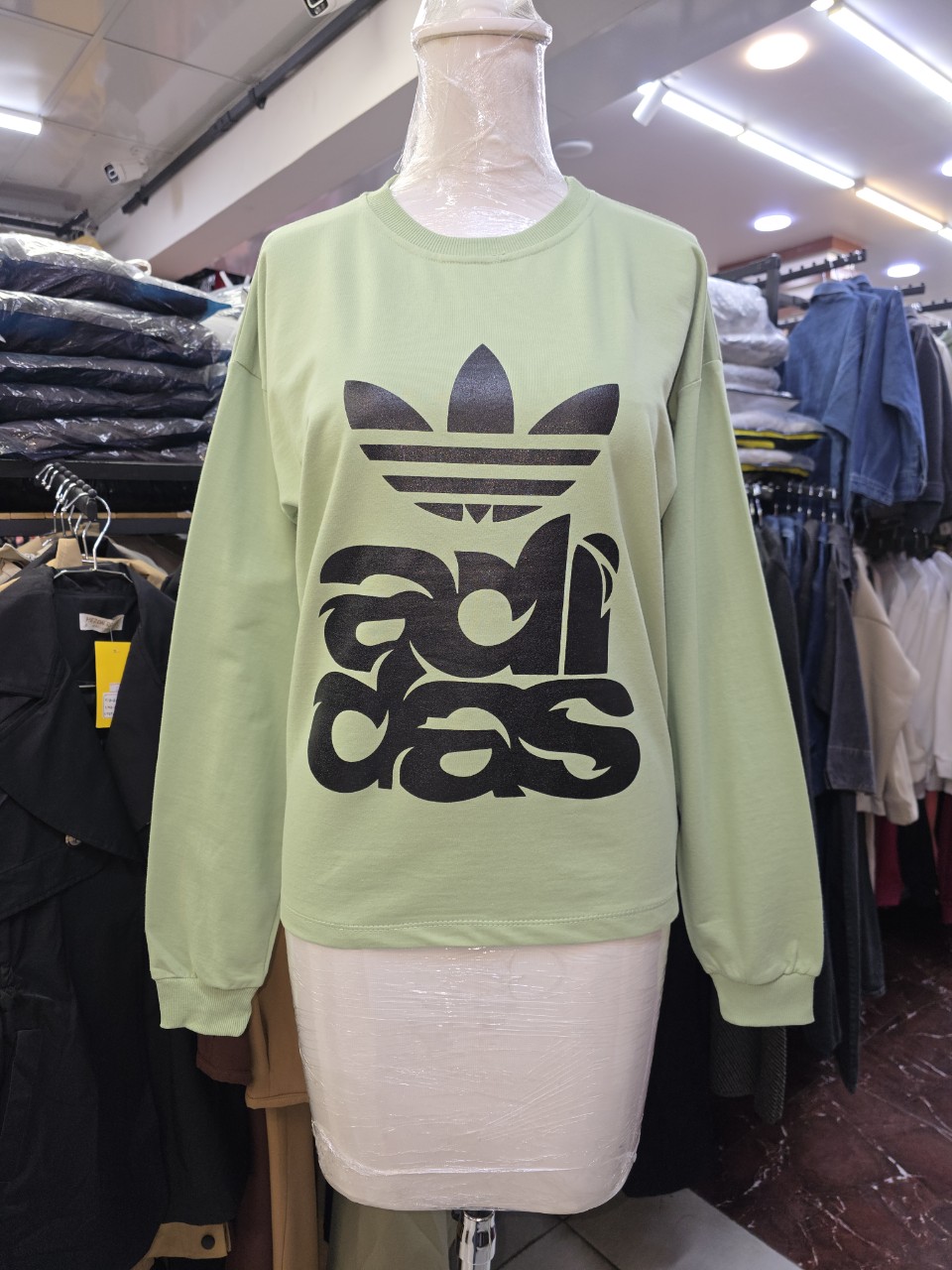 ست زنانه بلوز شلوار دورس چاپی سبز CT2