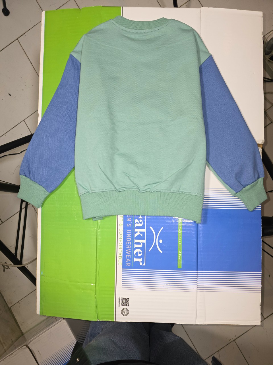 ست دخترانه بلوز شلوار دورس و جین سبز CT1047 سایز50