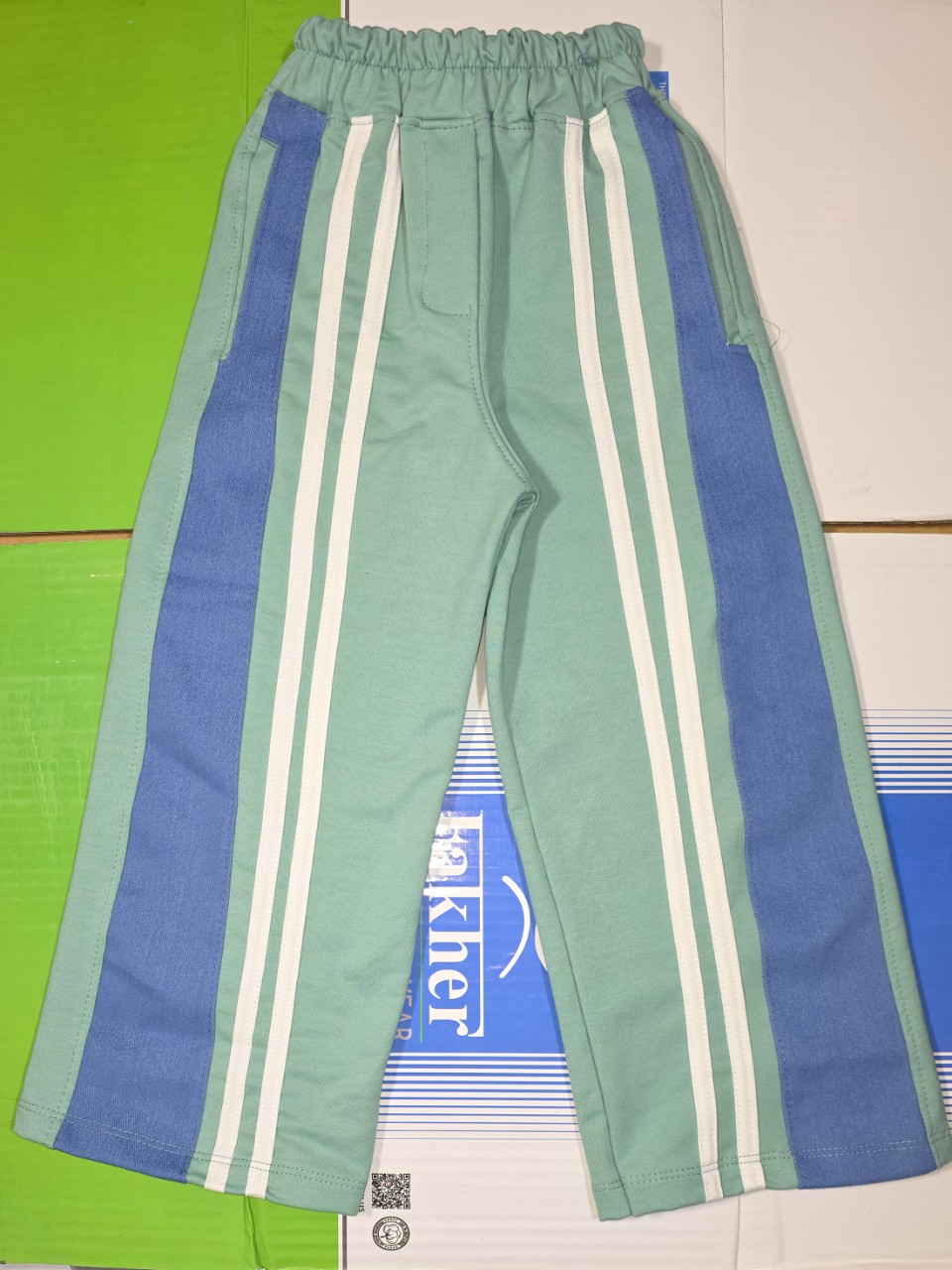 ست دخترانه بلوز شلوار دورس و جین سبز CT1047 سایز55