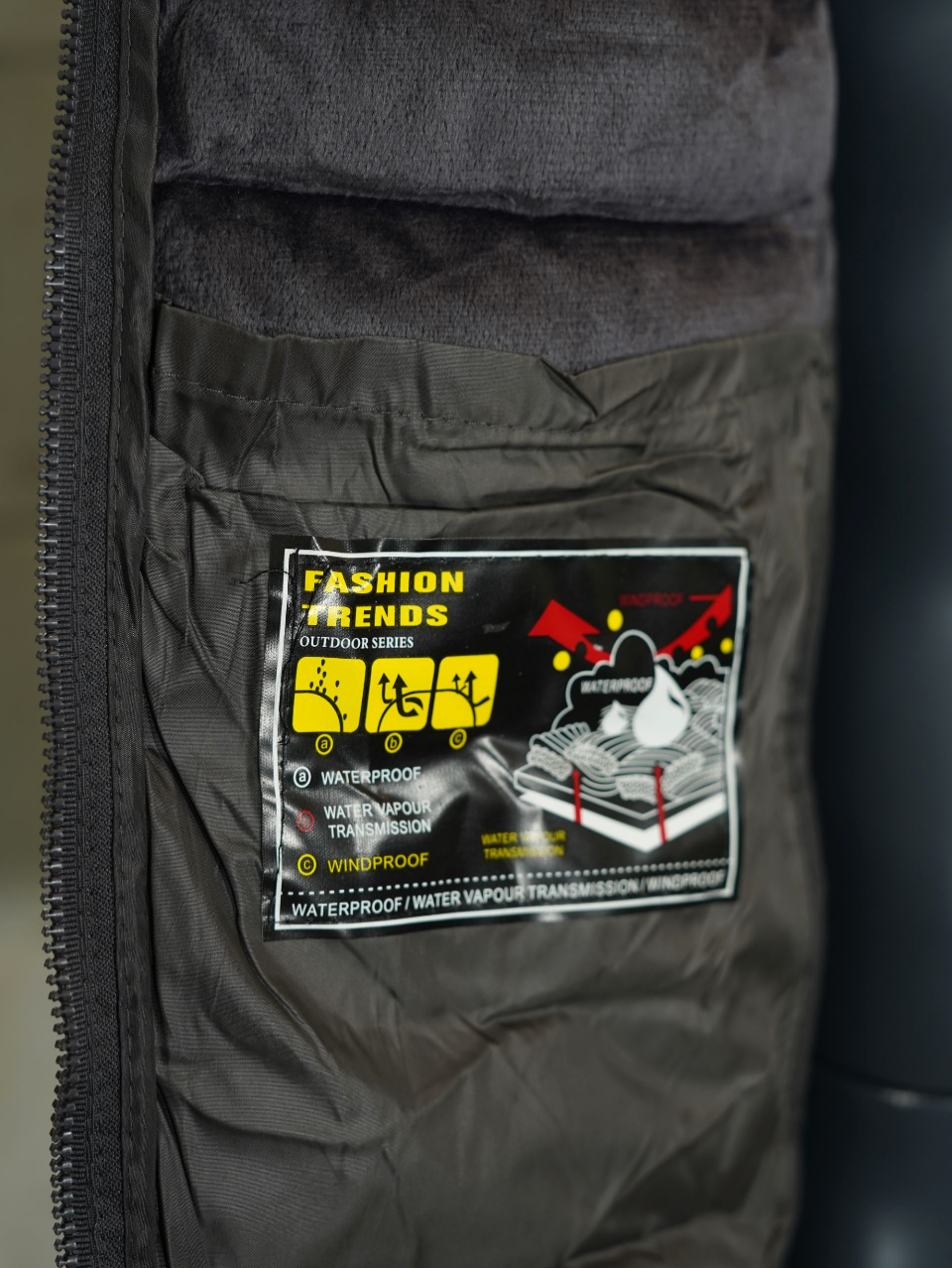 پافر مردانه شمعی پر مشکی CN02 سایز4XL