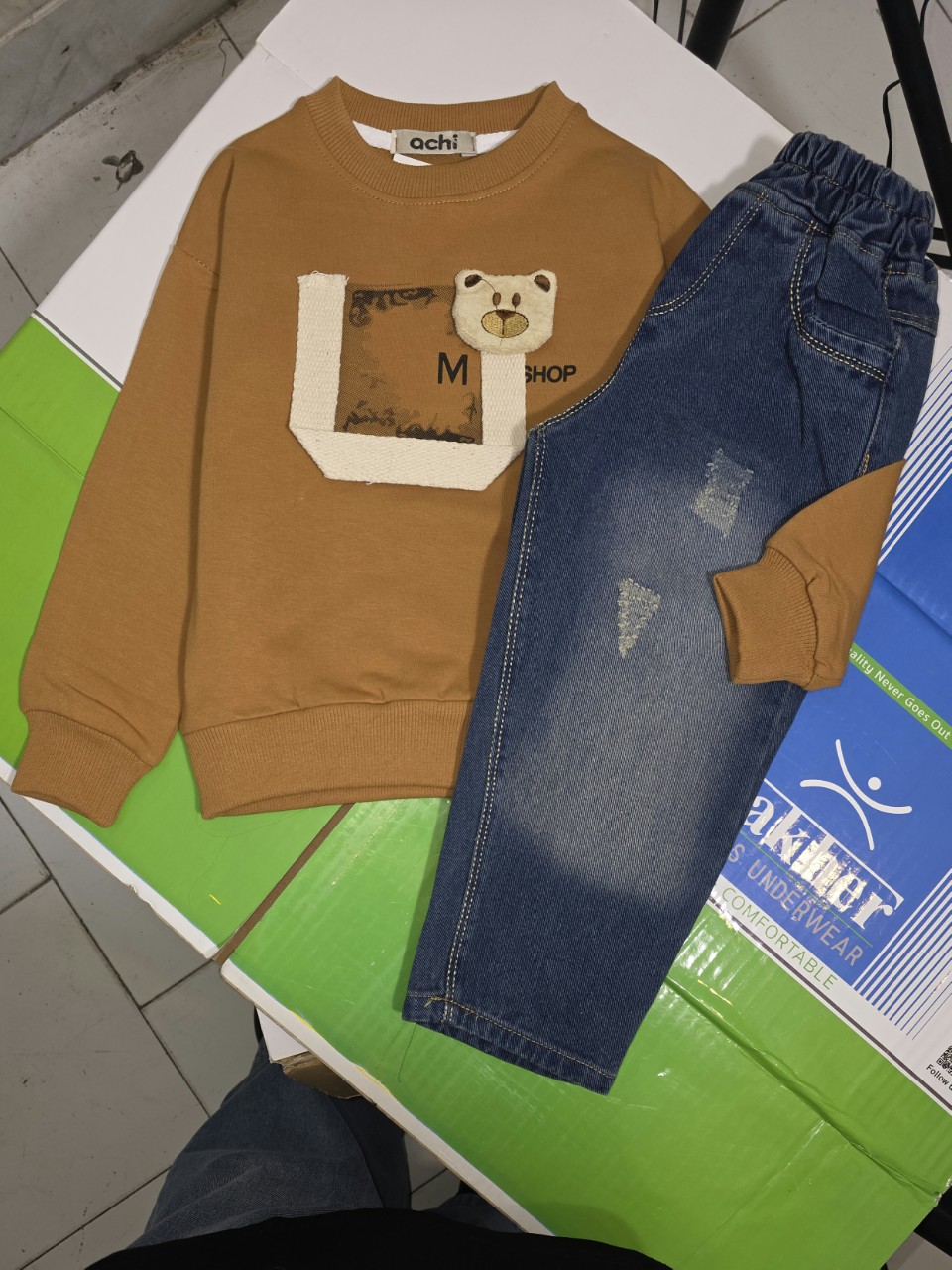 ست پسرانه بلوز شلوار دورس وجین گلدوزی قهوه ای CT1048 سایز40