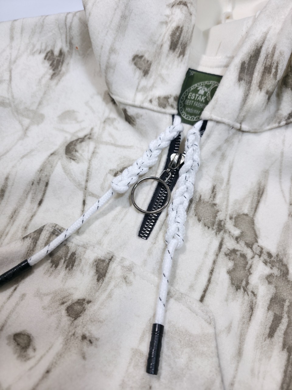 هودی اسپرت جیبدار نیم زیپ فوتر چاپی کرم سفید CT سایز10